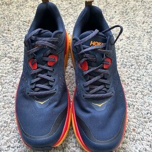 Hoka Challenger ATR 6